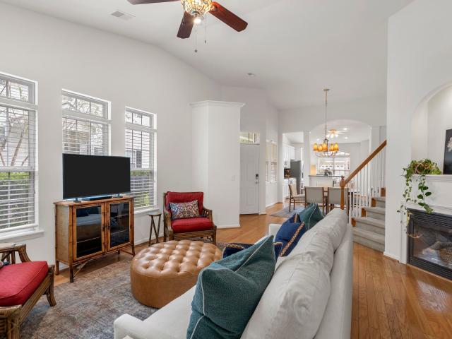 2463 Draymohr Court