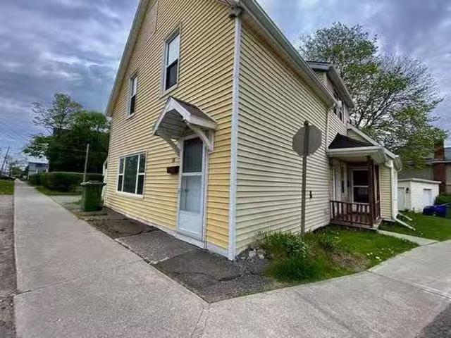 246 248 Cumberland Street, Charlottetown, PE, C1A 5C7 commer.