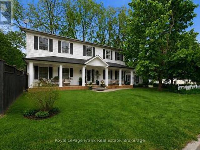 246 Cochrane Street, Scugog Port Perry, ON, L9L 1M1 Luxury House for sale | Listing ID E13427 | Royal LePage Carriage Trade Luxury Properties