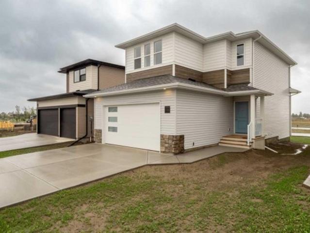 246 Caribou Way North, Lethbridge, AB, T1H 7J7 house for sale | Listing ID A2302 | Royal LePage