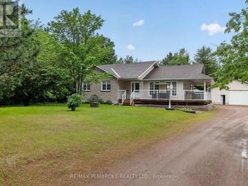 246 Black Bay Road, Petawawa, ON, K8H 2W8 house for sale | Listing ID X13468 | Royal LePage