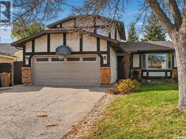 246 Hector Crescent N, Regina, SK, S4Y 1C3 house for sale | Listing ID SK051662 | Royal LePage