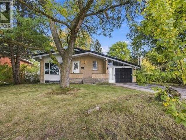 246 Hillcrest Road, Cambridge, ON, N3H 1B2 house for sale | Listing ID 40870 | Royal LePage