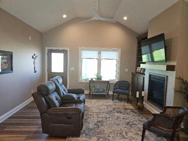 246 Manor Drive