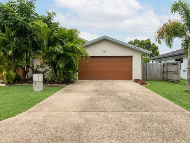 2/46 South Molle Boulevard Cannonvale, QLD 4802