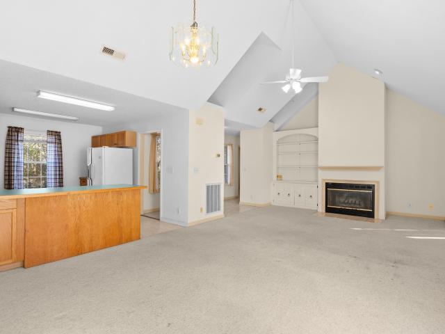 246 Russell Dr