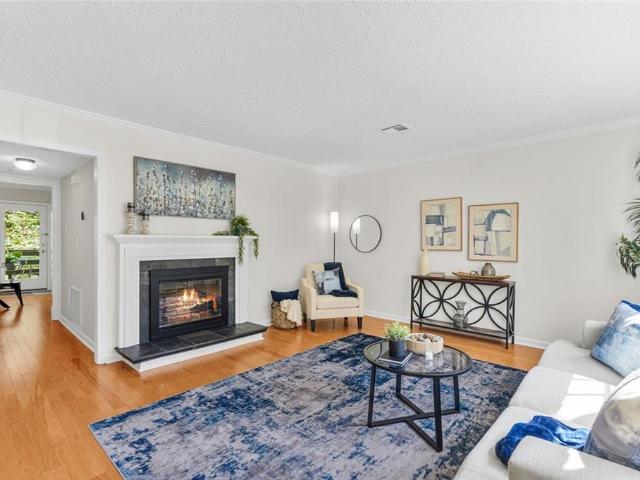 2474 Northlake Court NE