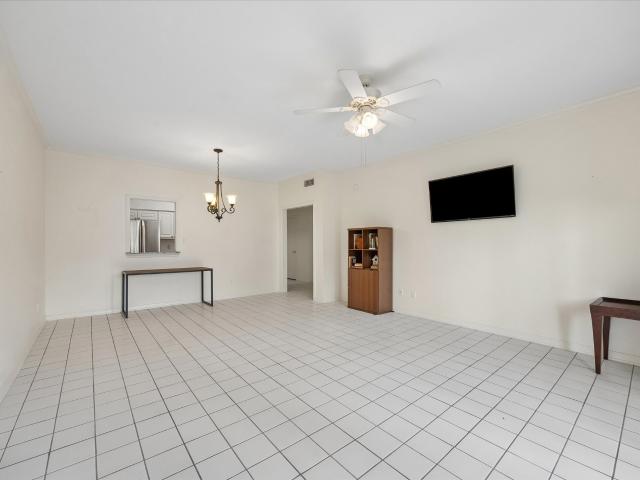 2475 Underwood Street 361
