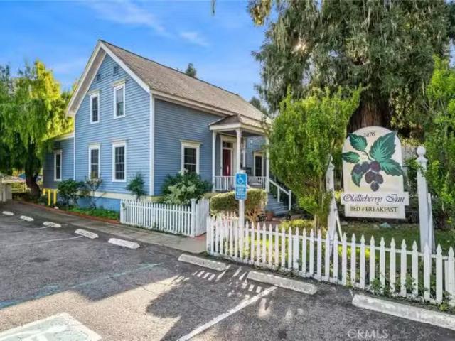 2476 MAIN ST, CAMBRIA, CA 93428
