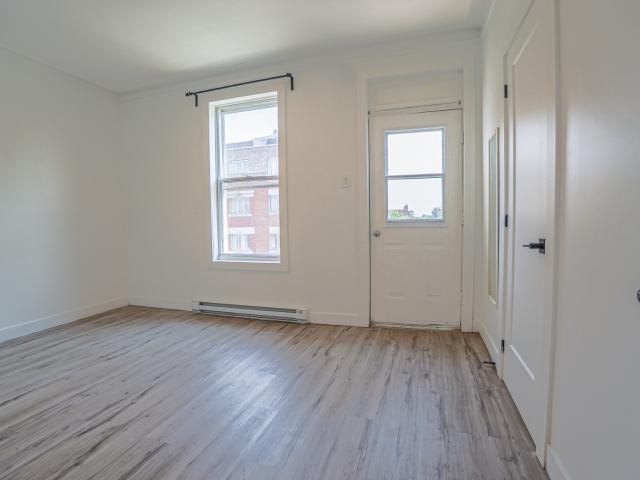 2477 2487 Rue Rachel 5 1/2 Apartment for Rent