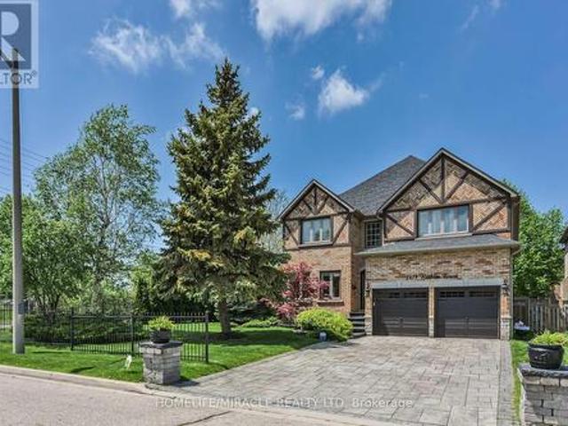 2479 Rathlin Court, Mississauga, ON, L5K 2S4 house for sale | Listing ID W13546 | Royal LePage