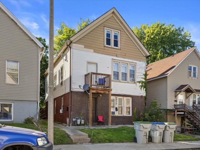2479 S 5th Pl