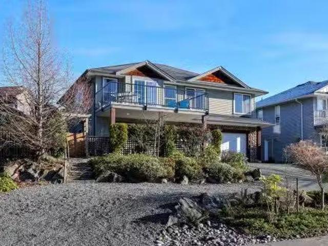 2471 Avro Arrow Dr, Comox, BC, V9M 0A6 house for sale Listi.