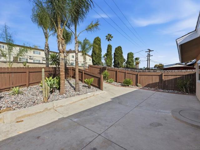 2473 Highland Ave