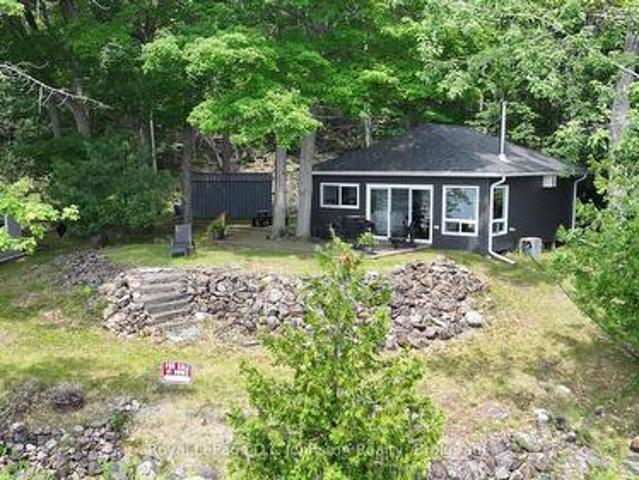 247 Big Island Bel Lk E, Havelock Belmont Methuen, ON, K0L 1Z0 house for sale | Listing ID X13470 | Royal LePage