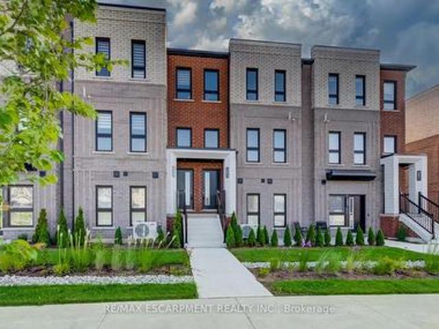 247 Burke Street, Hamilton, ON, L8B 2A9 townhouse for lease | Listing ID X13606 | Royal LePage