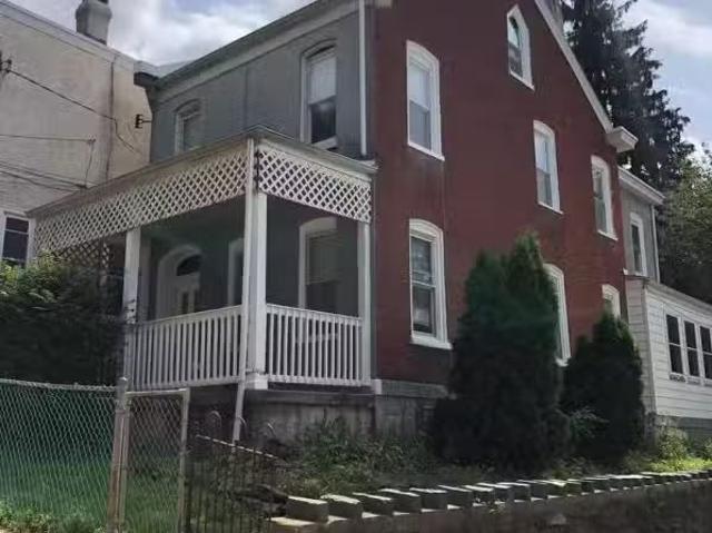 247 Green Ln, Philadelphia, PA 19128 MLS PAPH2616840
