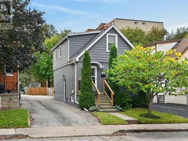 247 Homewood Avenue, Hamilton, ON, L8P 2M7 house for sale | Listing ID X14082 | Royal LePage