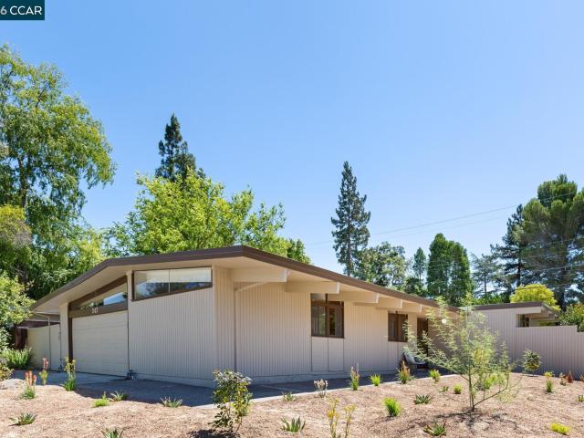 247 Los Cerros Ave