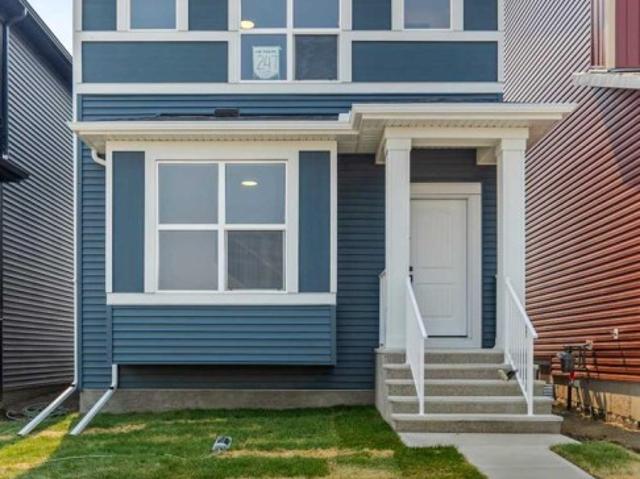 247 Lucas Gate Nw, Calgary, AB, T3P 2S5 house for sale | Listing ID A2333 | Royal LePage