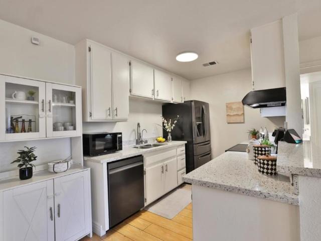 247 N Capitol Avenue 161
