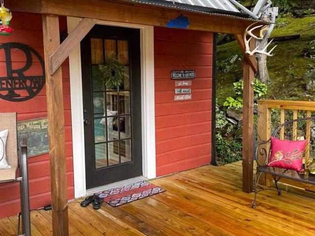 247 Shady Cliff Road