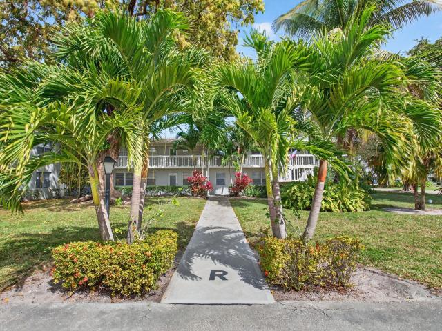 247 Ventnor R, Deerfield Beach, FL 33442 | MLS #R11169