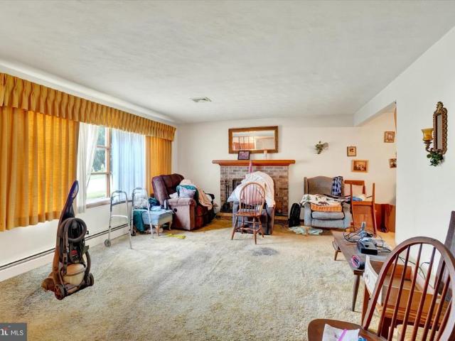2484 Friesian Rd