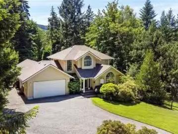 2484 Gibbs Pl, Mill Bay, BC, V8H 1A4 house for sale Listing.