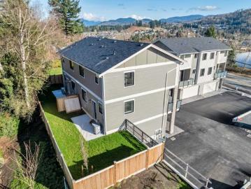 2485 Beck Road, Abbotsford, BC, V2S 4S3 duplex for sale | Listing ID R3139 | Royal LePage
