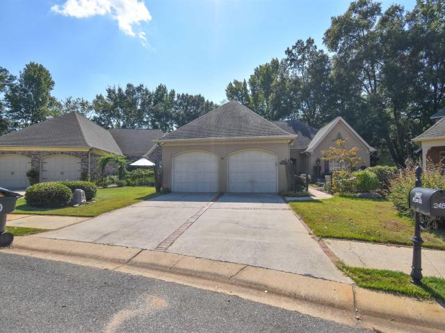 2480 Mclean Circle