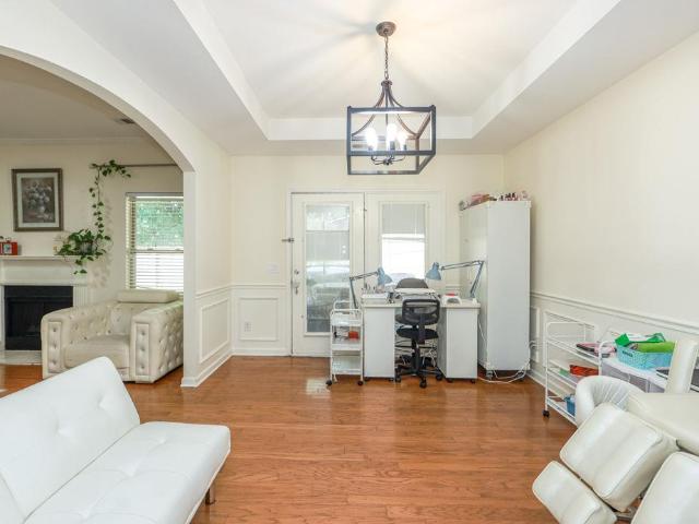 2480 Arnold Mill Road