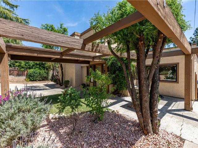 2480 Vista Drive