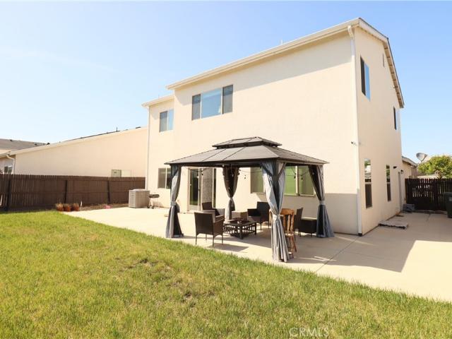 2482 Valdes Dr