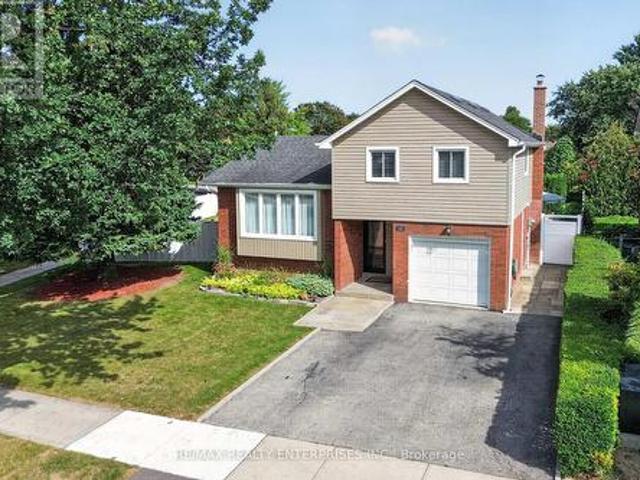 2482 Windjammer Road E, Mississauga, ON, L5L 1H8 house for sale | Listing ID W13864 | Royal LePage