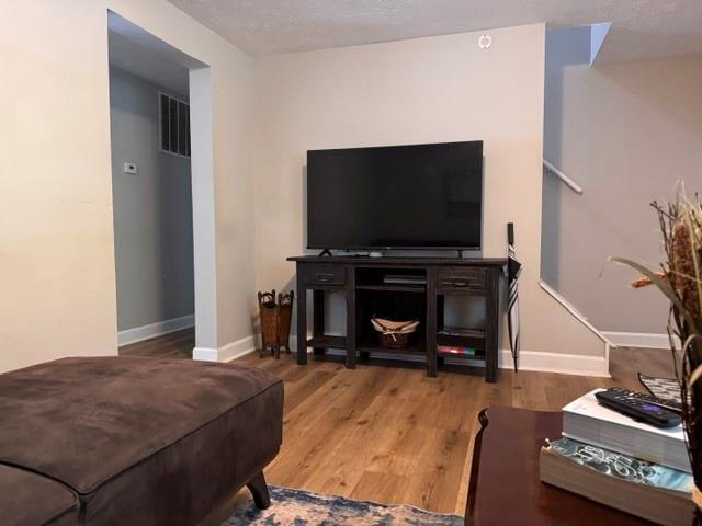 2483 Ramblewood Court