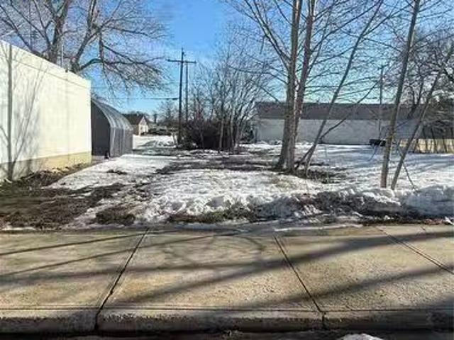 248 Centre Street, Shaunavon, SK, S0N 2M0 vacant land for sa.