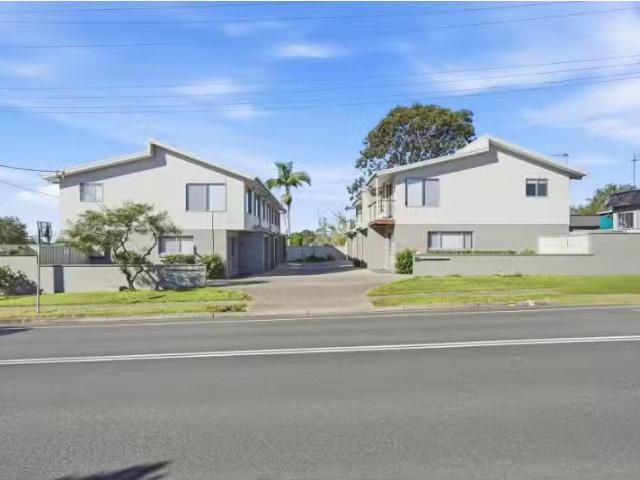 2/48 Clifton Drive, Port Macquarie Townhouse for rent Listed.