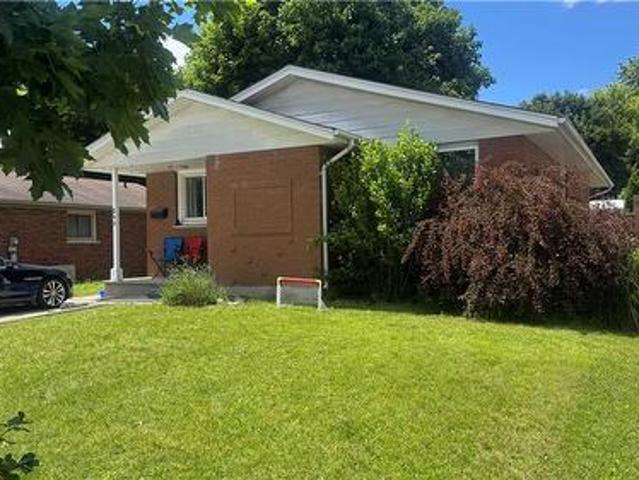 248 Cyrus Street, Cambridge, ON, N3H 1H3 house for sale | Listing ID 40852 | Royal LePage