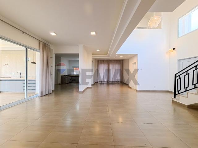 248 Área Útil Casa Alugar, 3 Dormitórios localizado em Alameda Gérbera, Condomínio Residencial Samantha III, Araras, São Paulo, 13605218 | Brasil