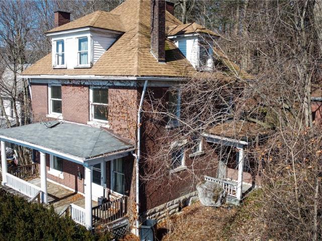 248 E Fulton St