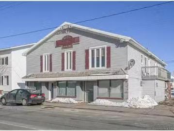 248 J. D. Gauthier Blvd, Shippagan, NB, E8S 2L1 Luxury House.