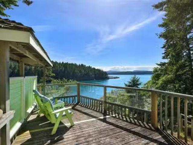 248 Leighton Lane, Mayne Island, BC, V0N 2J2 house for sale.