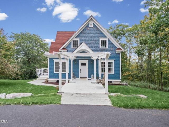 248 Simons Rd, Altamont, NY 12009