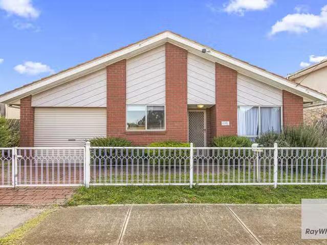 2/48 Walter Street, St Albans, VIC 3021