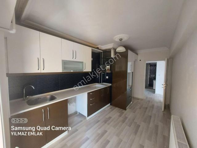 248 Yıldıztepe Mah.kanalyolu Altı Köşe Başı Doğalgazlı 7. Kat Kiralık Daire