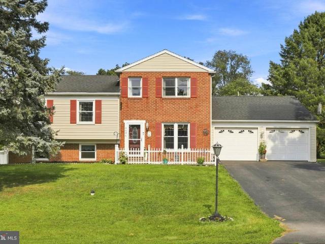 2494 Ellendale Drive