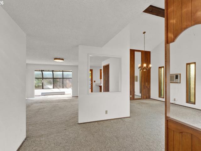 2495 snelling dr