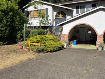 2496 Street, Surrey, BC, V4A 3N2 house for sale | Listing ID R3137 | Royal LePage