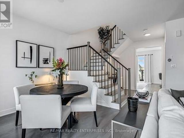 2497 Littlefield Crescent, Oakville, ON, L6M 5L9 house for sale | Listing ID W13800 | Royal LePage